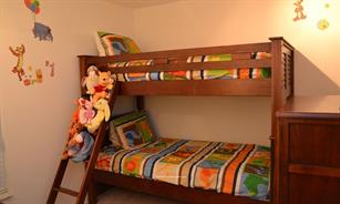 Bunk bedroom